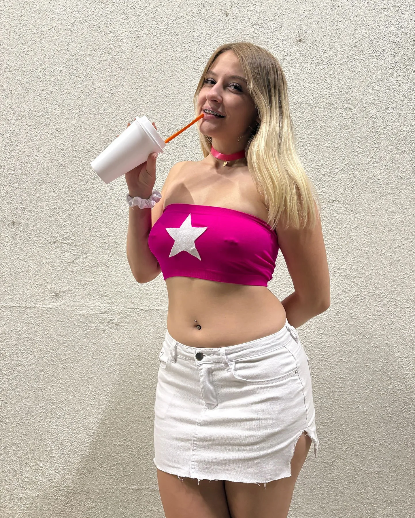 Englishlucyplaybunny - Escort Ewloe